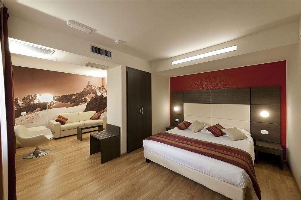 HB Aosta Hotel&Balcony SPA Zewnętrze zdjęcie