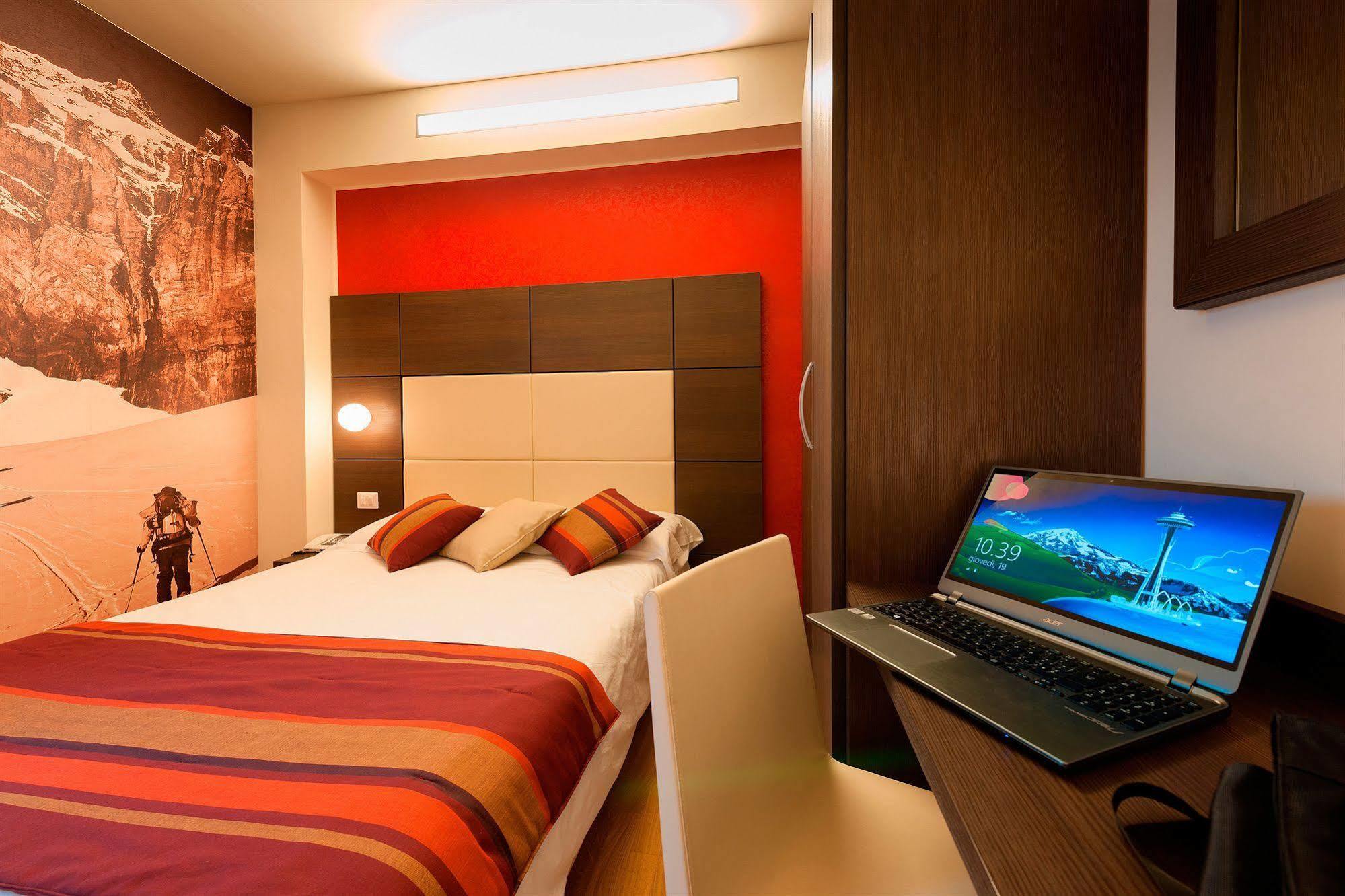 HB Aosta Hotel&Balcony SPA Zewnętrze zdjęcie