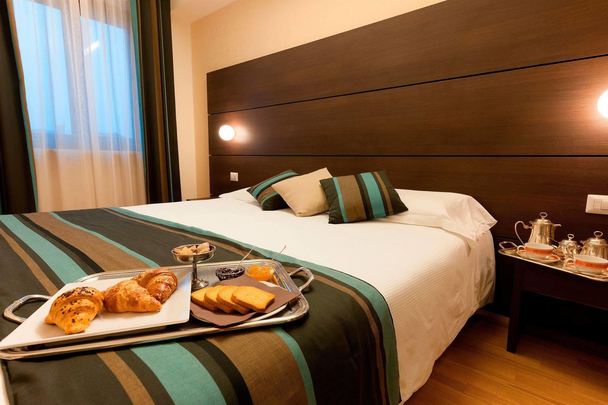 HB Aosta Hotel&Balcony SPA Zewnętrze zdjęcie